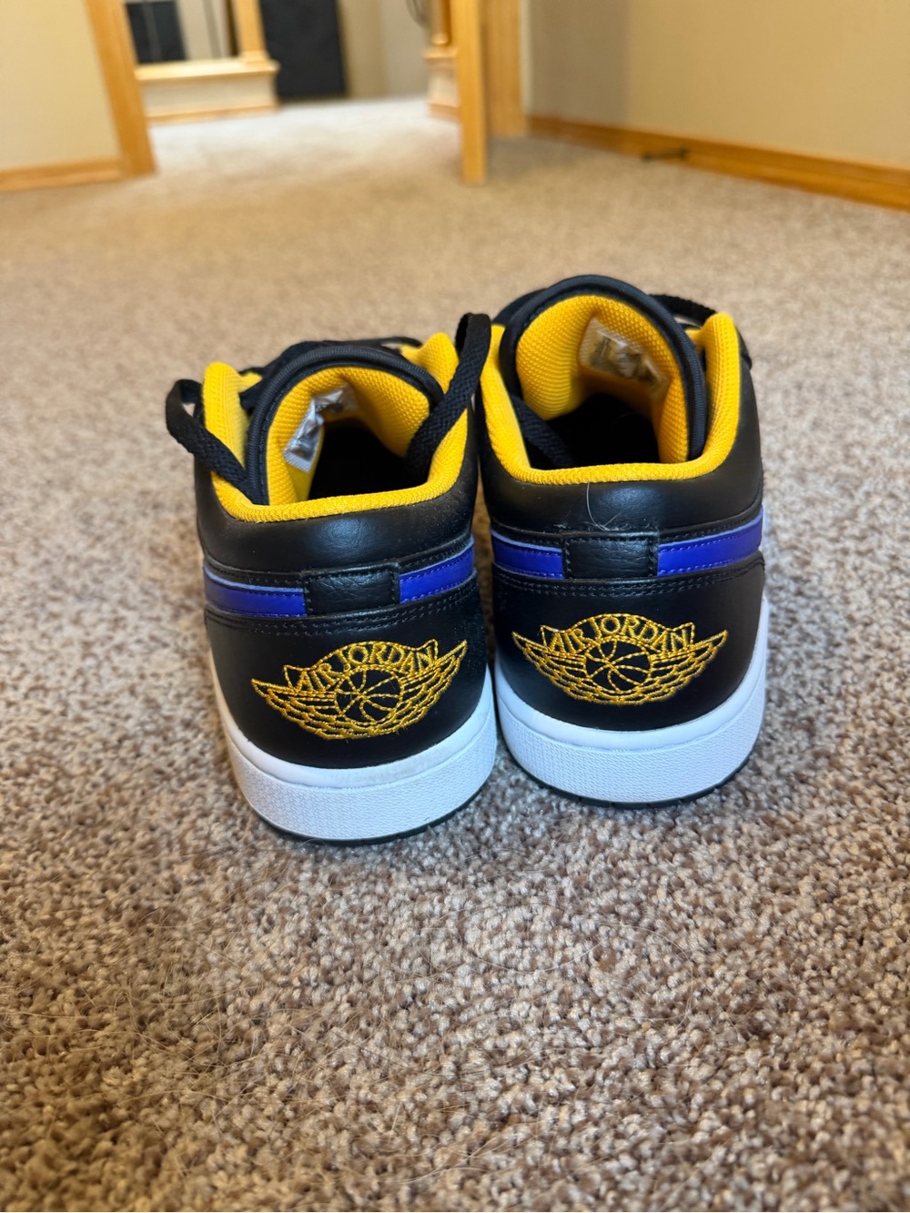 Jordan Low-Top Sneakers - Black/Blue/Yellow - Picture 2 of 11